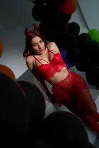 NatyQueen_: Red Devil ( 6 фото)