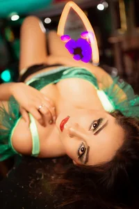 sweett-mary kullanıcısının A little more about me albümü -  4 fotoğraf