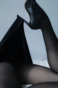 WatchTheQUEEnConQuer88 an emotional connection.. Poză 6