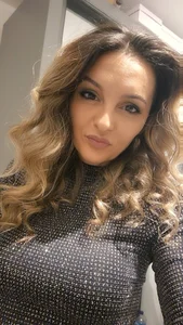 GoldieMuse: Public ( 5 фото)