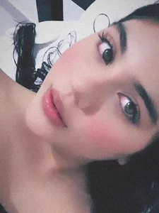 Public de Ruby_Rougee  4 Imagens