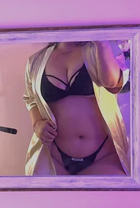 Saaalmaaa's 👅👅 Sex Photo 1