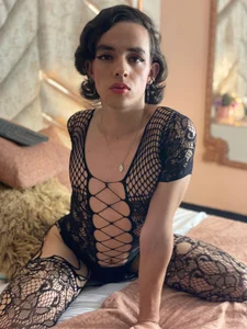 JustinePerry I'm something special that you can find at night Immagine  5