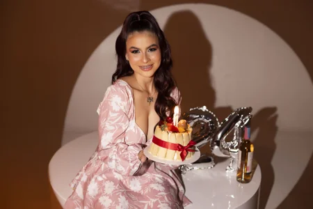 AnneDixie: my birthday🌸 ( 6 фото)