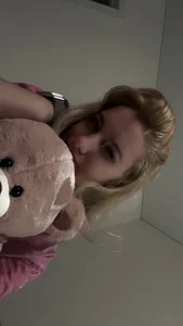 AnnikaPrincess me and my toy ♥ . fénykép
