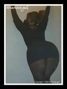 Black-hot-girl's photo