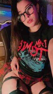 crystal_bunny7 Tomie Pic 2