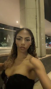 ariialove night out x Billede