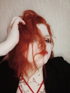 Romy_Addams very hot and playful Pic 2