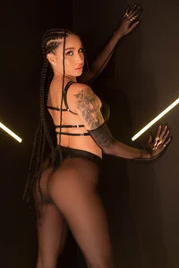 NickyLawson Power Girl Pic 2