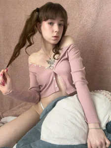 Eva_Collinss Just playful me 🫦 Pic 2