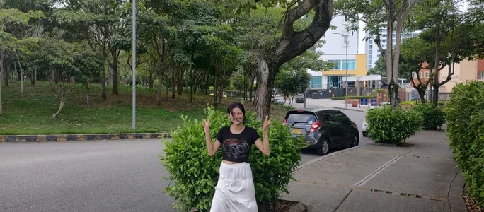 Camila---torres Public Gambar 5