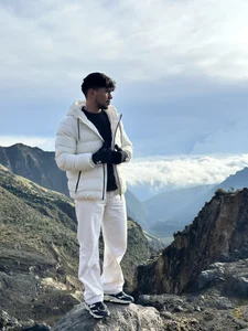 austin_spears_Montains vibes 🏔️图片 6