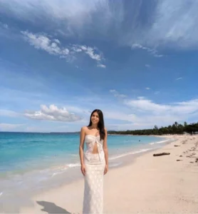 UrHotSexyShine Love Beach Pic 3