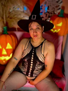 ThiccyLexxy Spooky season 사진 8