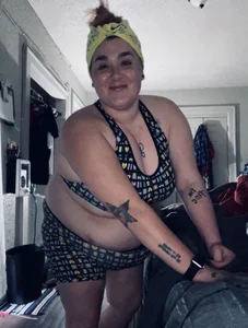 ajsin7 Not Your Average Poză 3