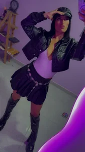 Scarlett_12 kullanıcısının do you like my sesy outfit? albümü -  2 fotoğraf