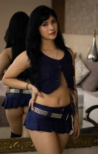 SofiaThoompson Public Foto
