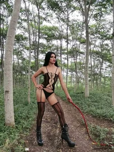 HugeAgatha Public Hình 5