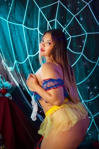 VanessaKalo Trick or Treat🎃 Poză