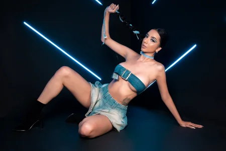 LillyThompson Street Vibes Bilde 3