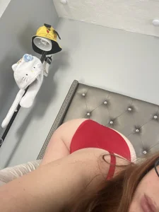 RedRubyRed Welcome Foto