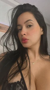 emilyparkerr01 Super beautiful Pic 2