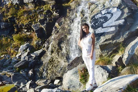 juliahayessxx mountain Immagine  7