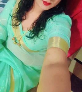 Love de Urmila_kannada_telugu  5 Imagens