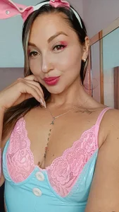 Zdjęcia Maiyajoness hot bunny:  3