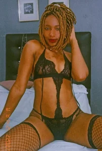 Black-gem18 a little of me Bilde