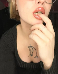 MY LIFE🤍 od royce_ghost1  8 snímek