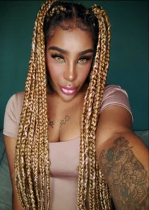 Queen_Amara Queen Amara👑 Foto 6