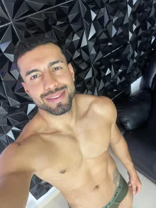 bastian_bigcock Public Poză