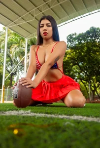 khloeblake 04/07🇱🇷 Immagine  3