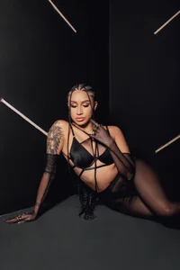 NickyLawson ♥ S O S E X Y ♥ Pic 3