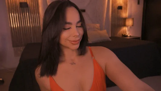 imLeanna_ passion red Bilde 4