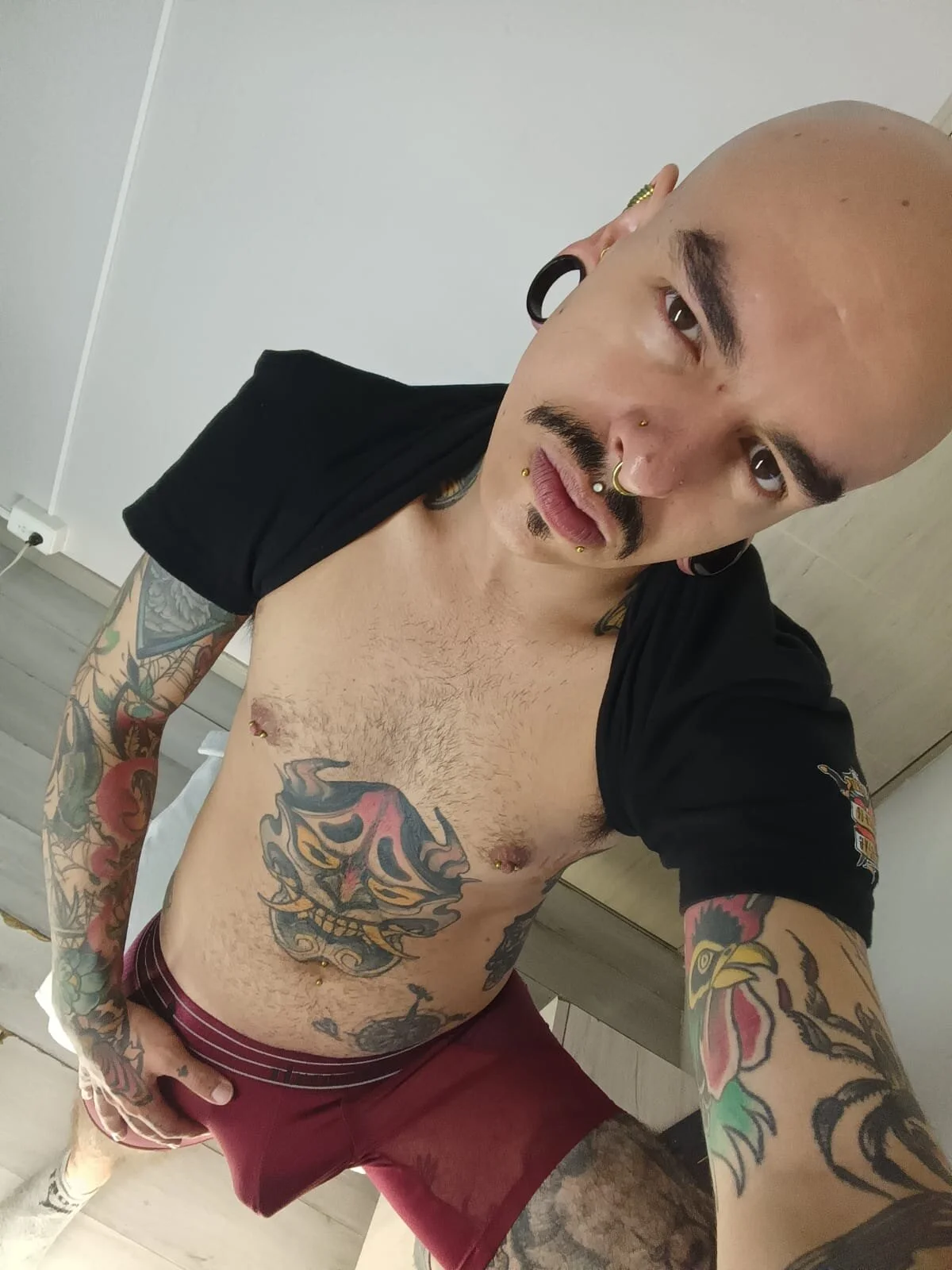 kaletattoo adlı kullanıcının viral fotoğrafları:  4902