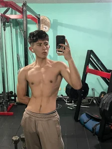 AndyJustgame_ looked at me 😏💪  4. fénykép