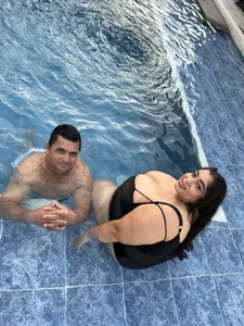 mia_joshua Sun and pool day Pic 8