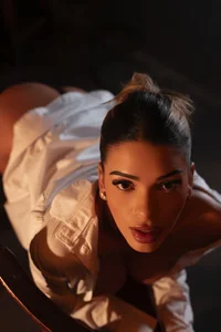 AmeliadickensのDo you think there are a lot of clothes?の 3枚の写真