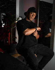 ronnie_7777のProfesional Sesion vol 1の 4枚の写真