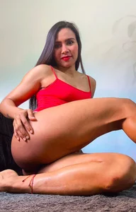 Tatiana_bram_ your favorite queen in red 😏❤️😏 Immagine  5