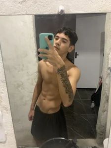 KisandrelE aqui💜图片 3