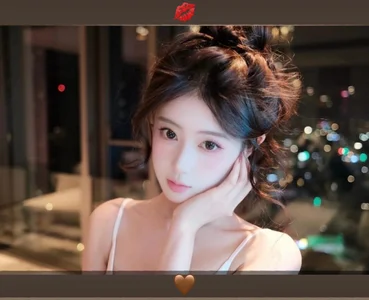 Yolanda_ 的XXX裸体图片 1