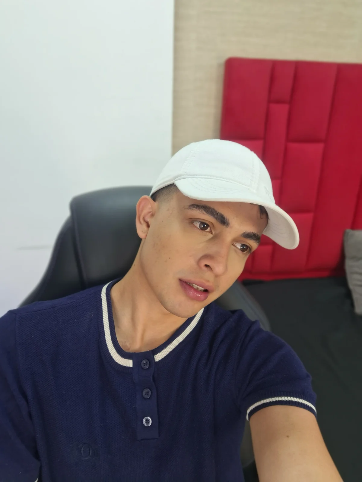 صور NewYoungHot الرائجة  5643