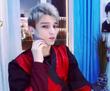 Public od Justin_time111  4 snímek