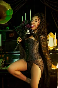 Valeriestyle A little tease of Halloween 🧛‍♀️🎃 Pic 2
