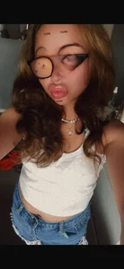 petitelucyXoxxPublic Bild 2