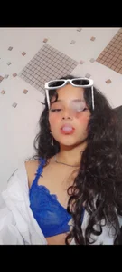 Rose_Skarlet Public Pic 3